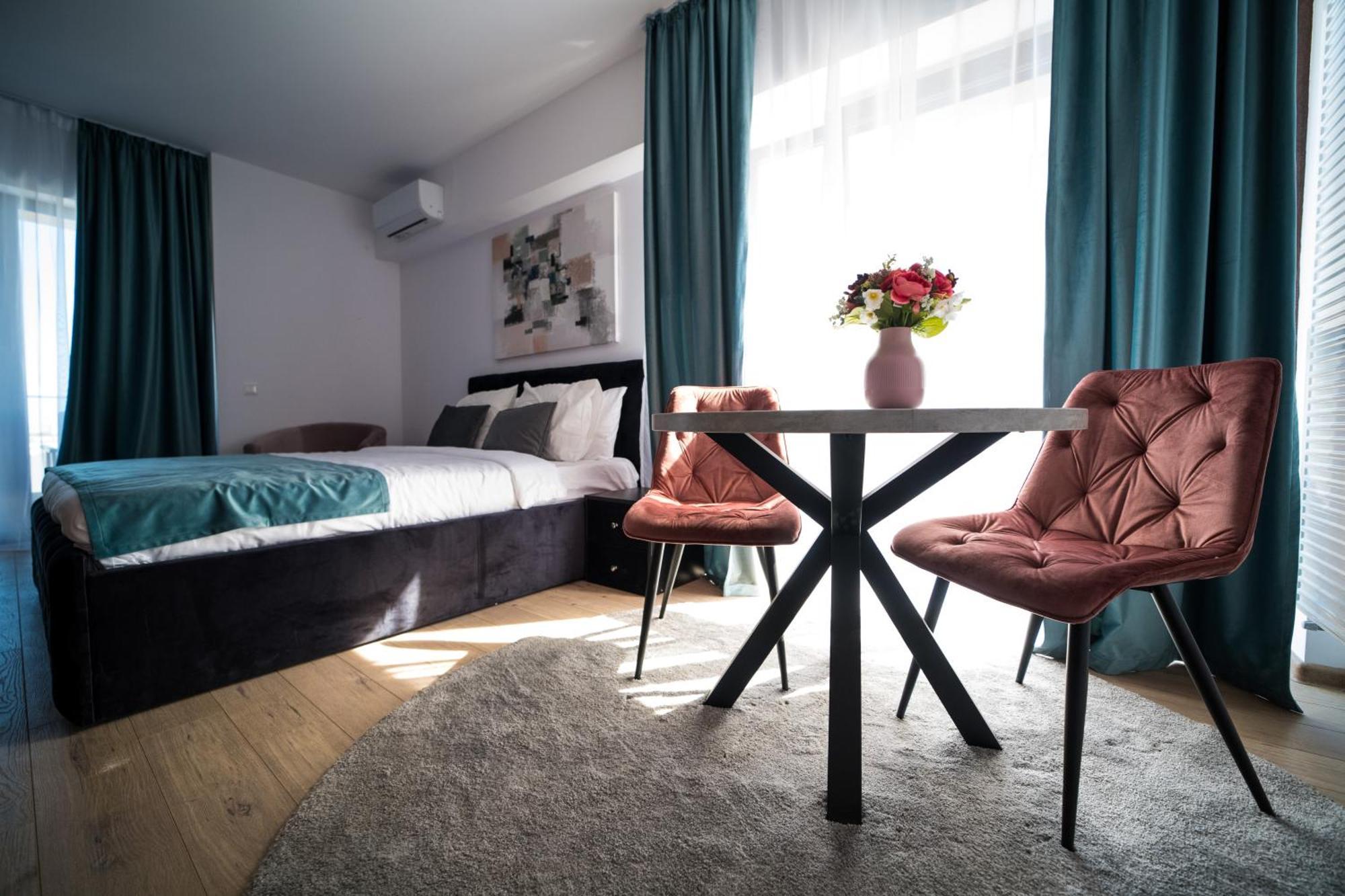 Apartment Garsoniera Turquoise Rezidential Moghioros Park *
