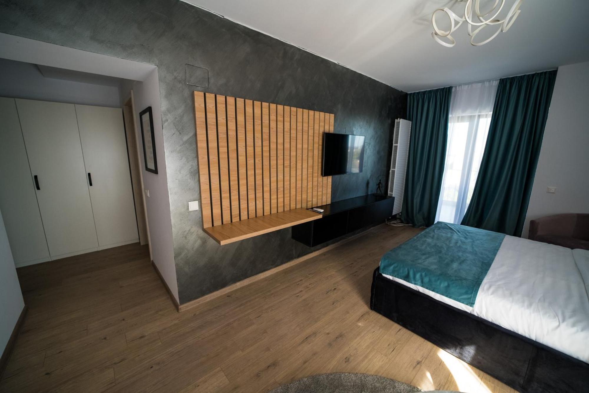 Garsoniera Turquoise Rezidential Moghioros Park Apartment *